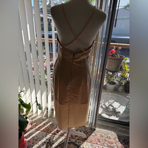 NWT Lulus Beige Dress Women’s size Small Midi style - Picture 9 of 16
